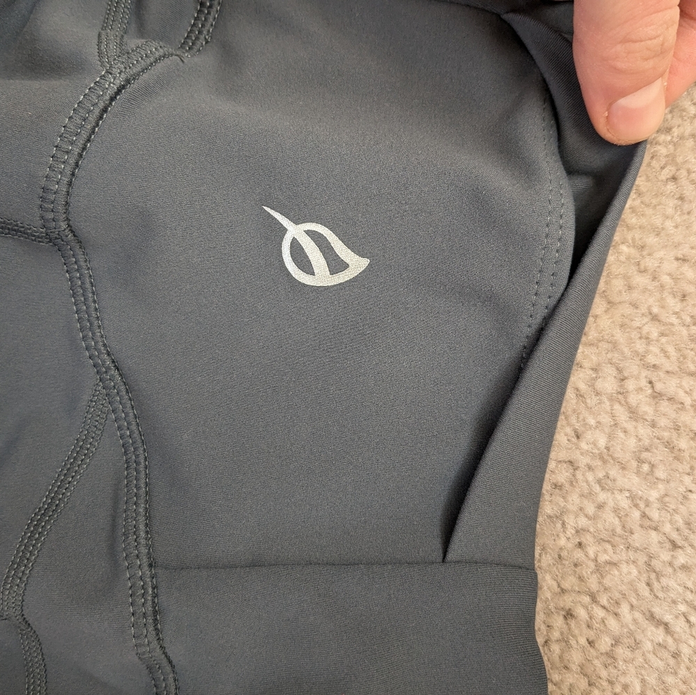 P'tula Charcoal High-Waisted Leggings - Picture 2 of 5
